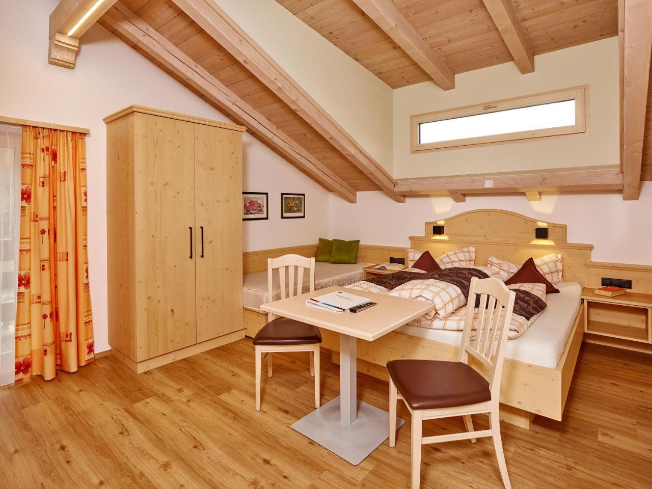 Gaestehaus Renate Längenfeld Buitenkant foto